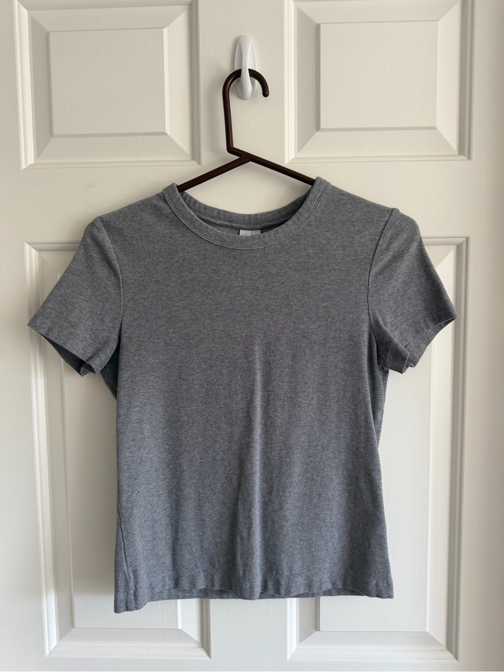 & Other Stories Heather Gray Fitted T-Shirt